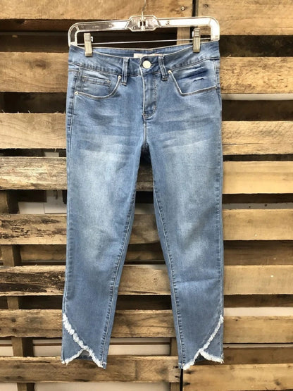 Women's Asymmetric Hem Frayed Jeans