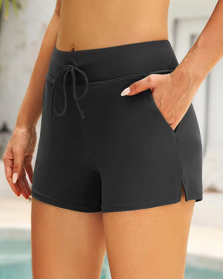 Women's Athletic Tankini Set with Side Pockets — Tummy Control Two-Piece Swimsuit & Swim Shorts